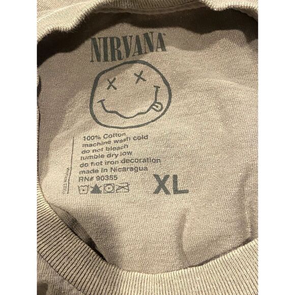 Nirvana Nevermind Smiley Short Sleeve Unisex Band T Shirt Crew Neck XL Brown - Picture 7 of 15